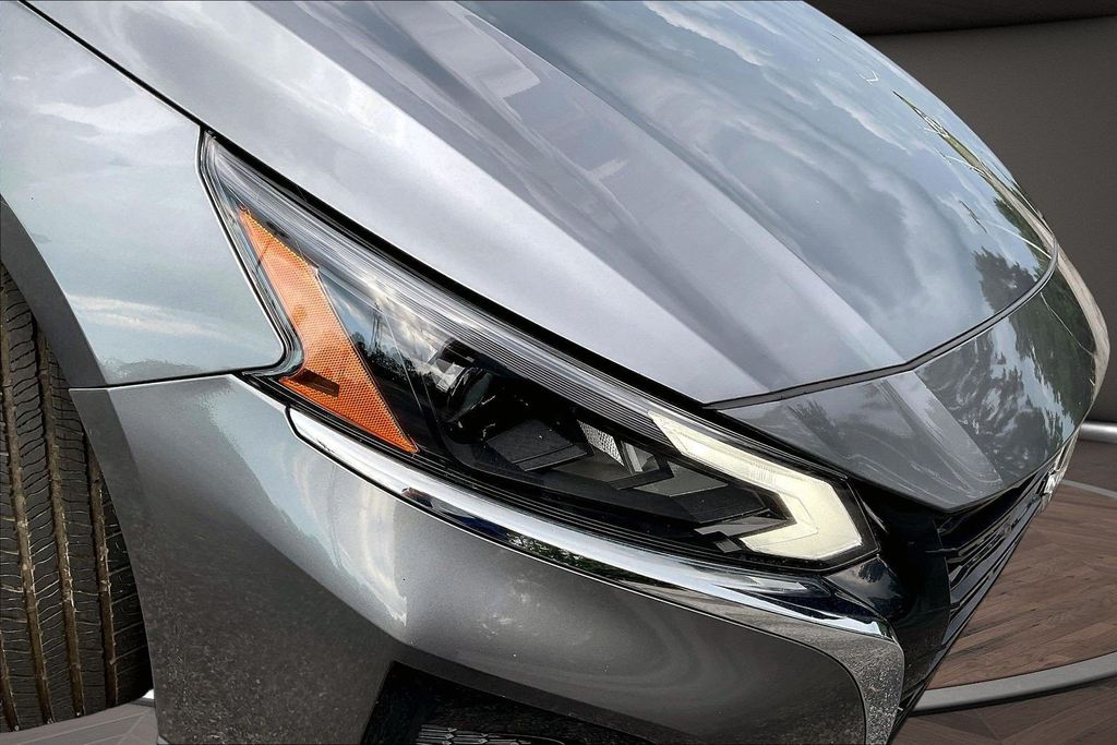 Used 2024 Nissan Altima Sedan