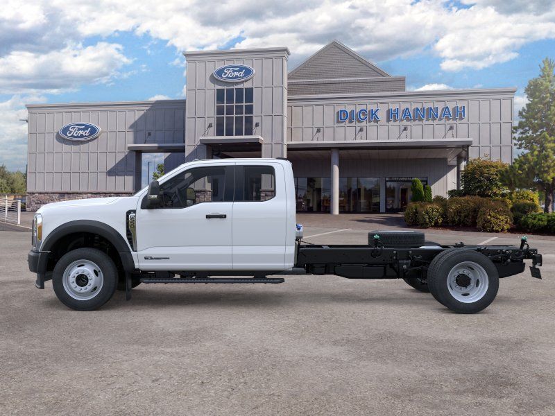 2025 Ford F-550SD XL