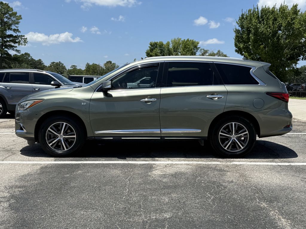 2017 INFINITI QX60 Base - 7