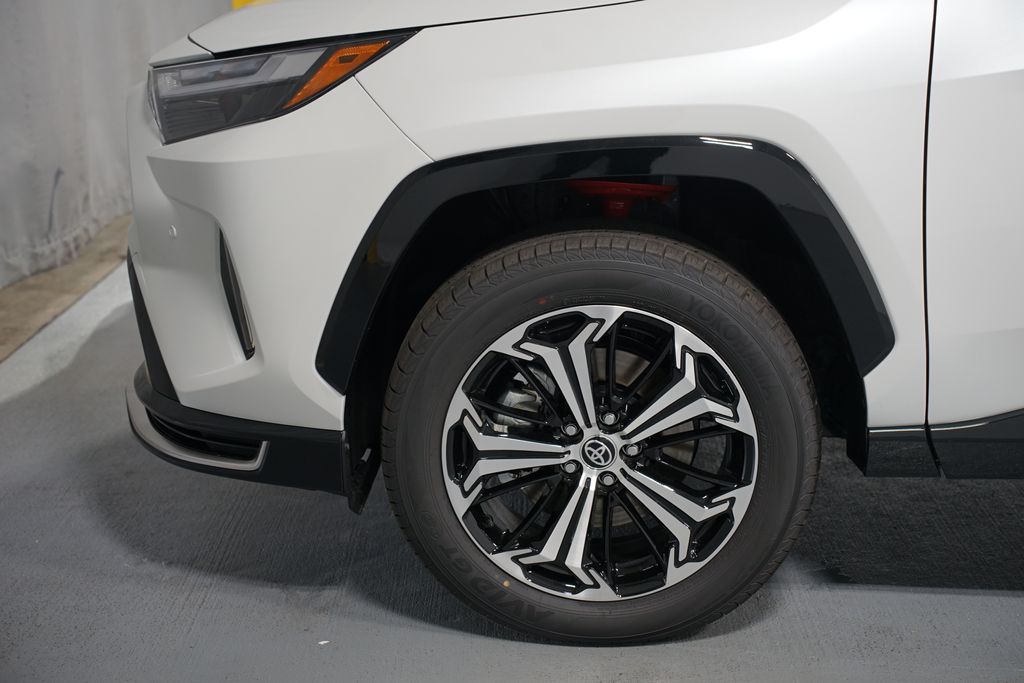 Thumbnail: 2025 Toyota RAV4 - 5