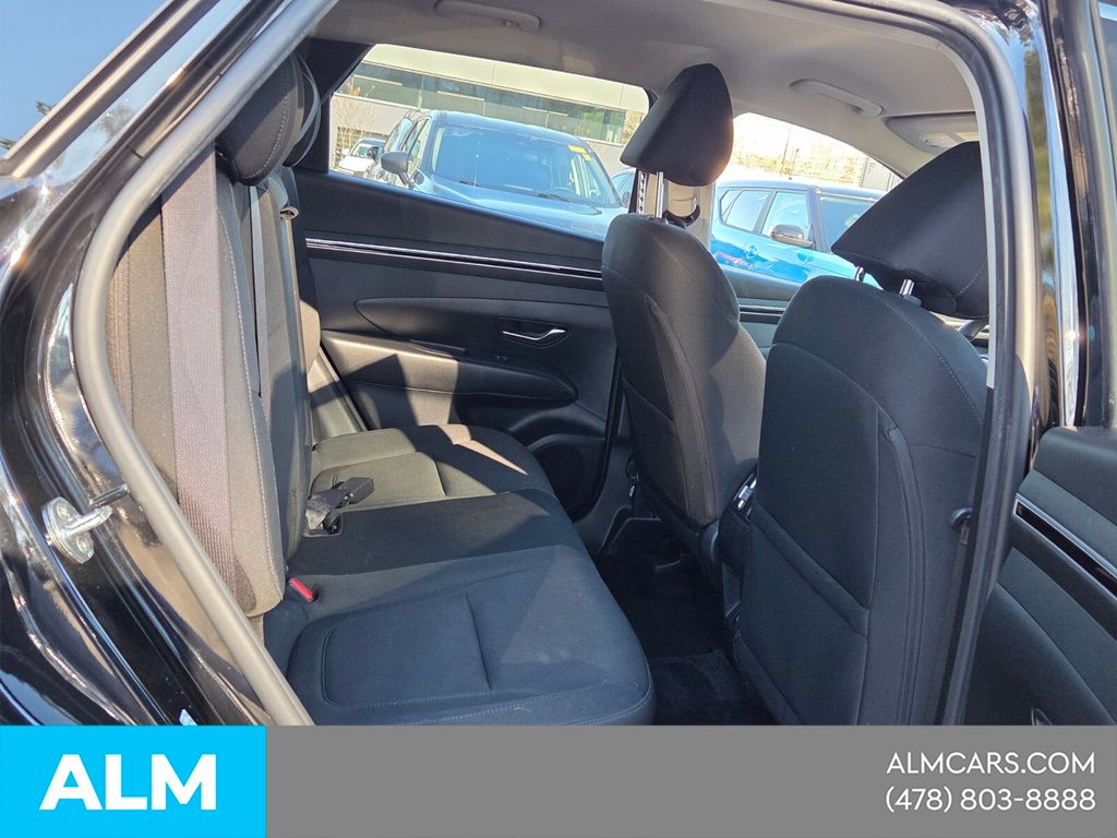 Used 2022 Black Hyundai Blue image 17