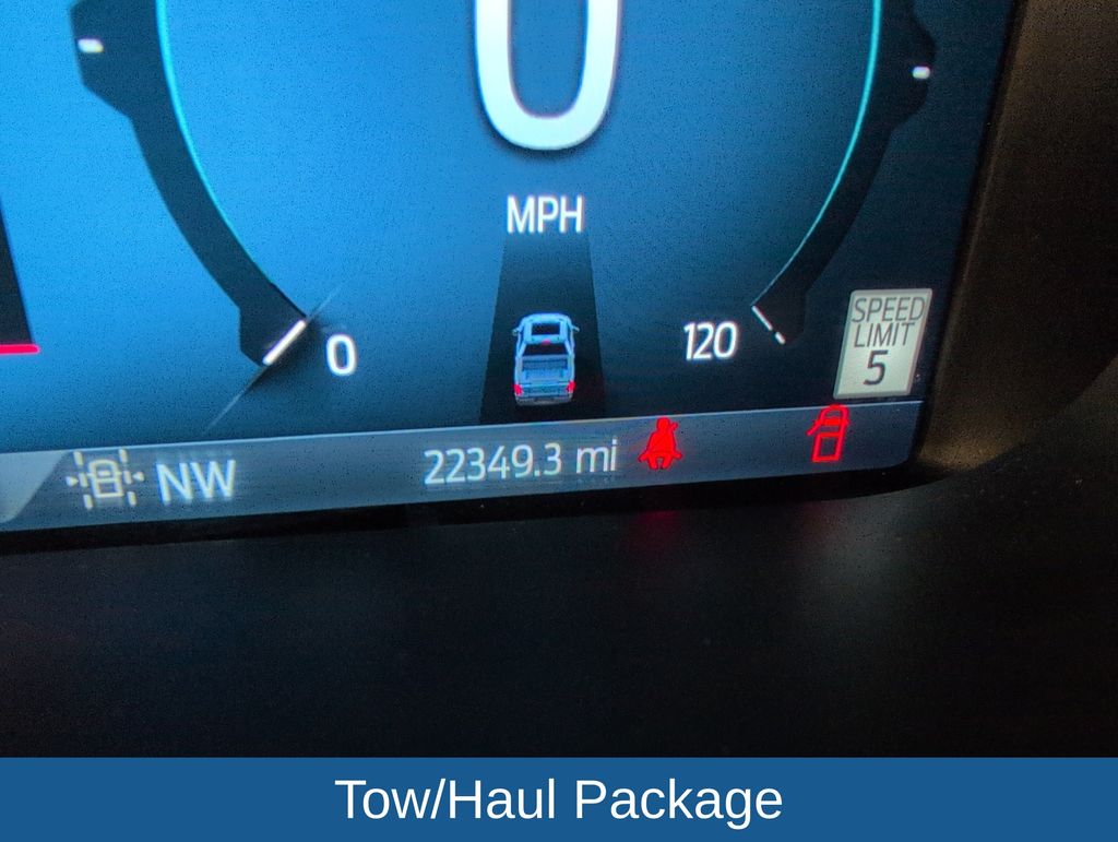 Certified Used 2025 Blue Ford XLT image 23