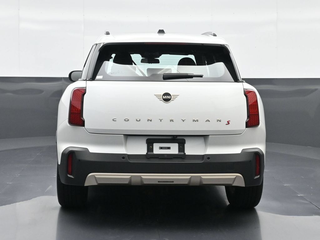 Certified Used 2025 White MINI Signature Plus image 16