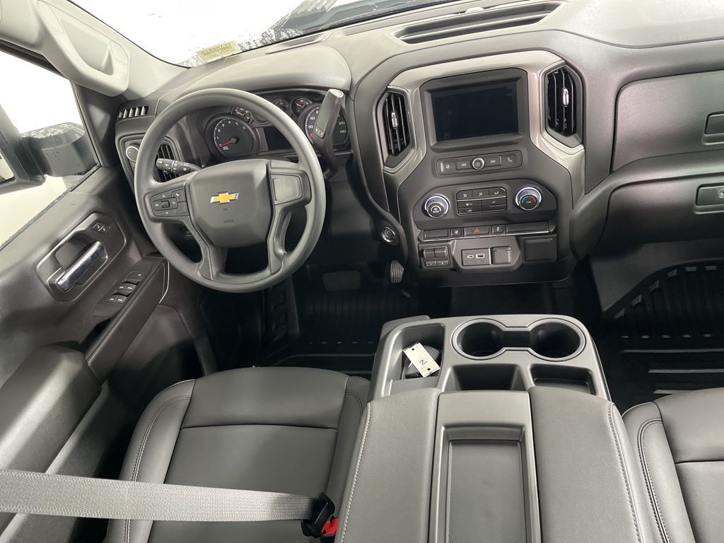 Thumbnail: 2026 Chevrolet Silverado 2500 - 14