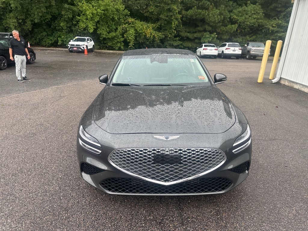 2023 Genesis G70 2.0T 25