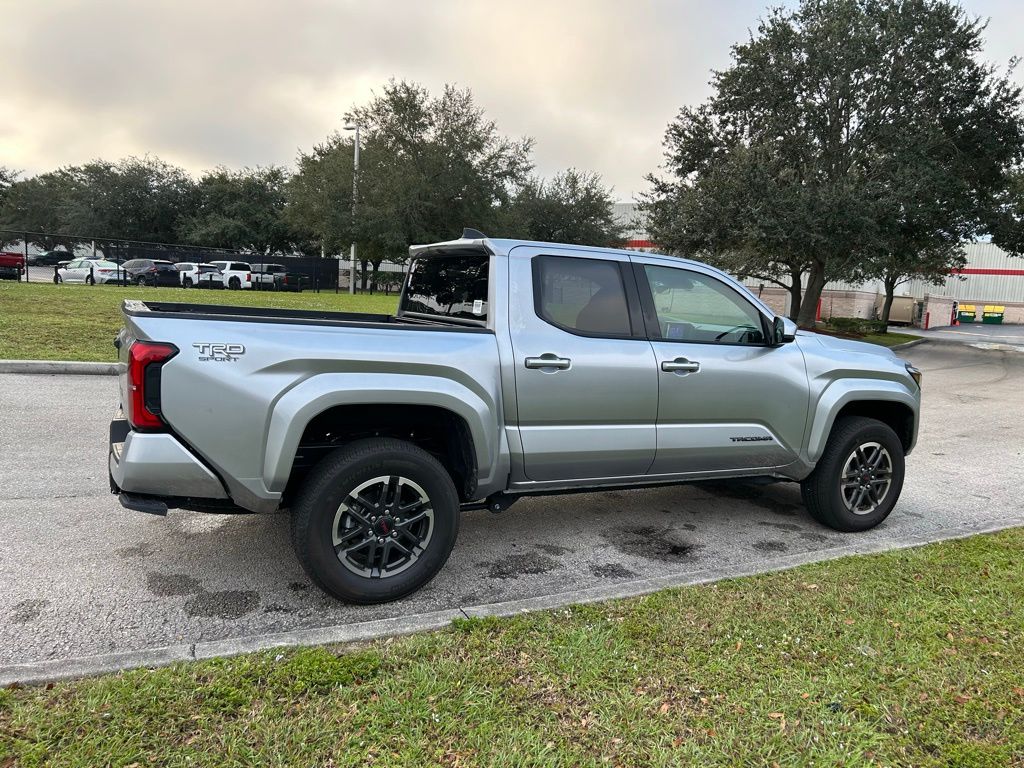 Thumbnail: 2025 Toyota Tacoma - 5