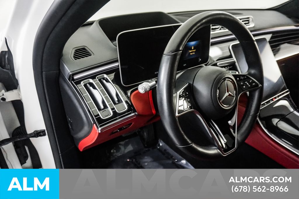Used 2022 White Mercedes-Benz S 580 image 29