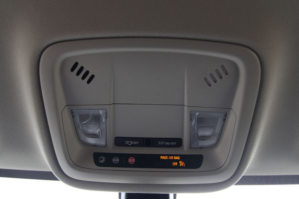 Used 2020 Chevrolet Traverse SUV