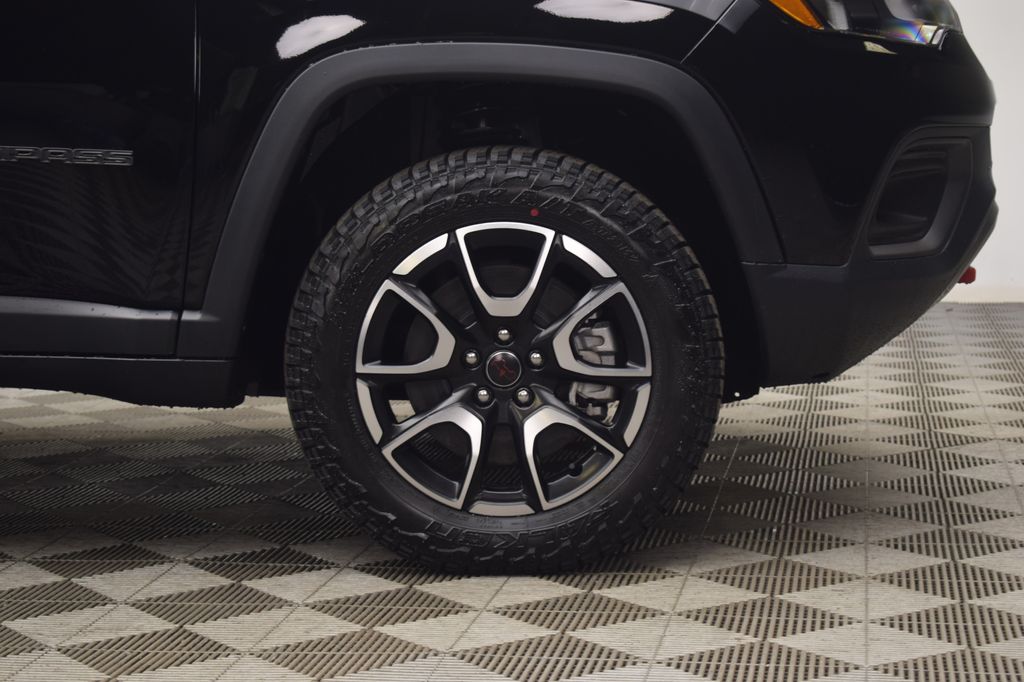 new 2026 Jeep Compass car, priced at $33,136