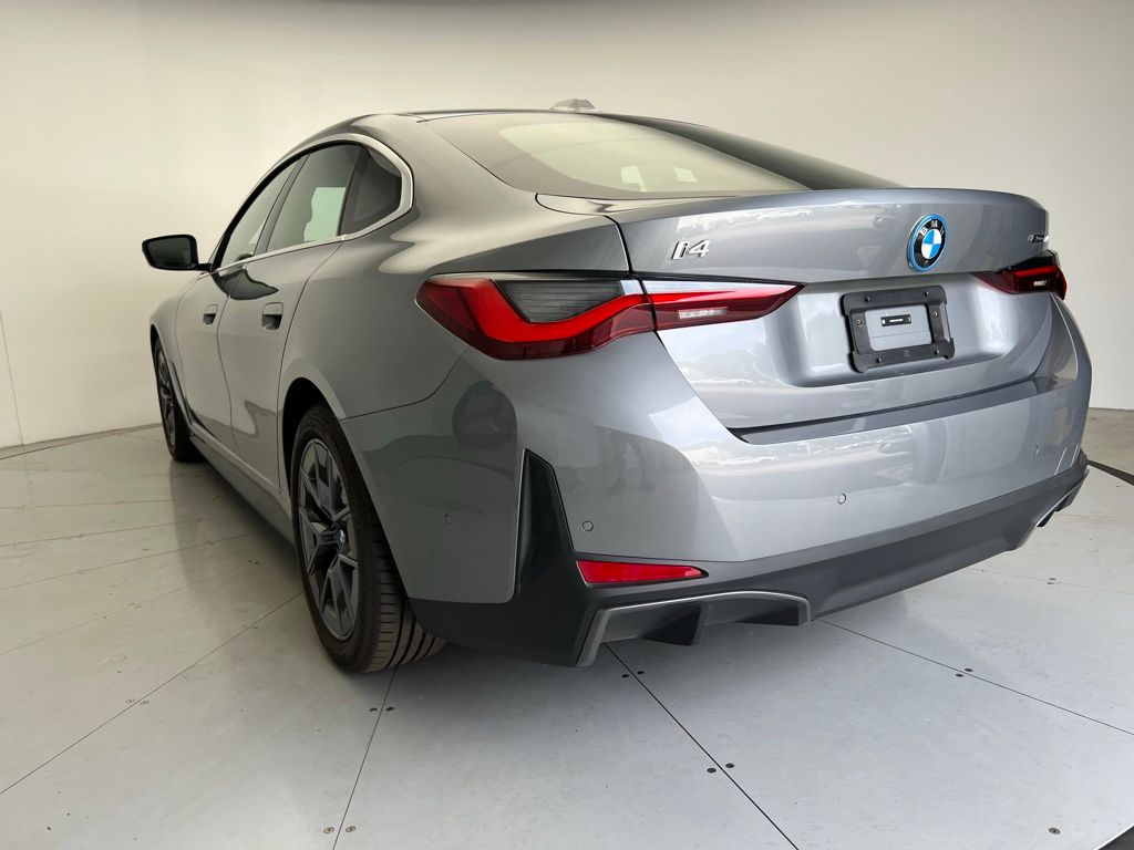Thumbnail: 2025 BMW i4 - 4