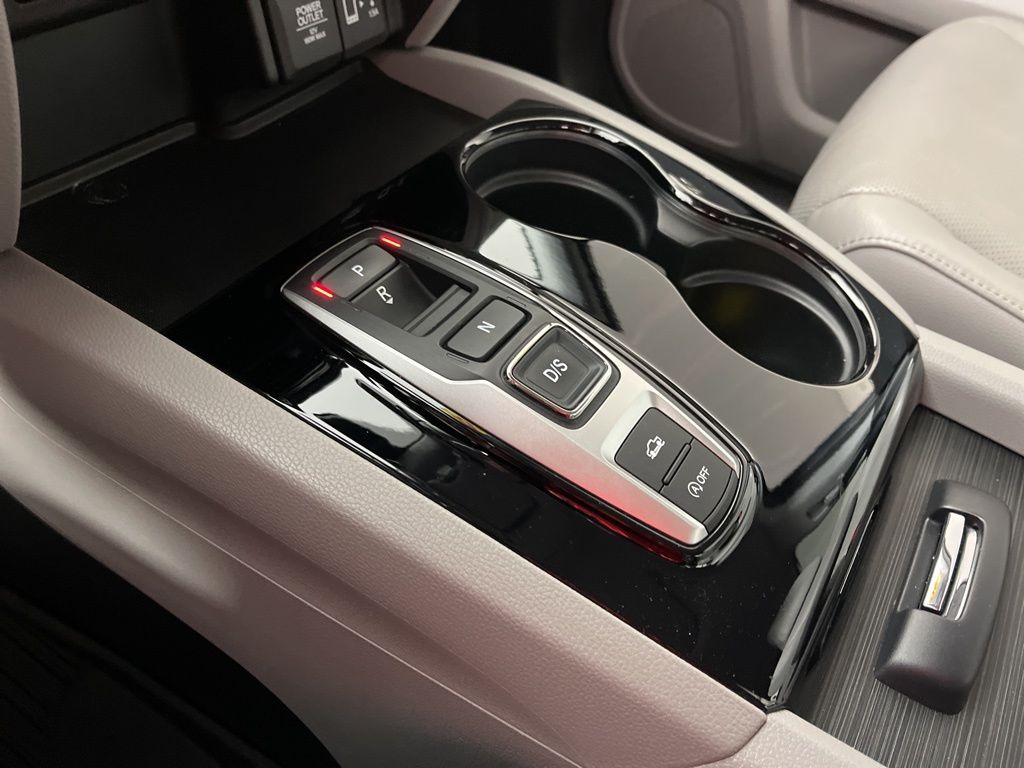 Thumbnail: 2020 Honda Ridgeline - 31