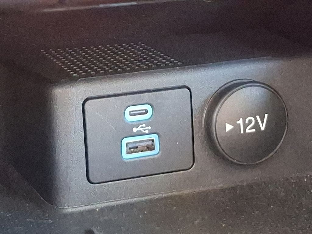 Thumbnail: 2022 Ford Escape - 27