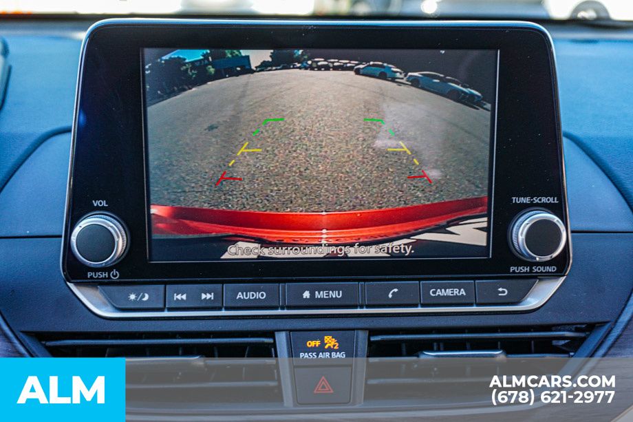 Used 2024 Red Nissan 2.5 SV image 34