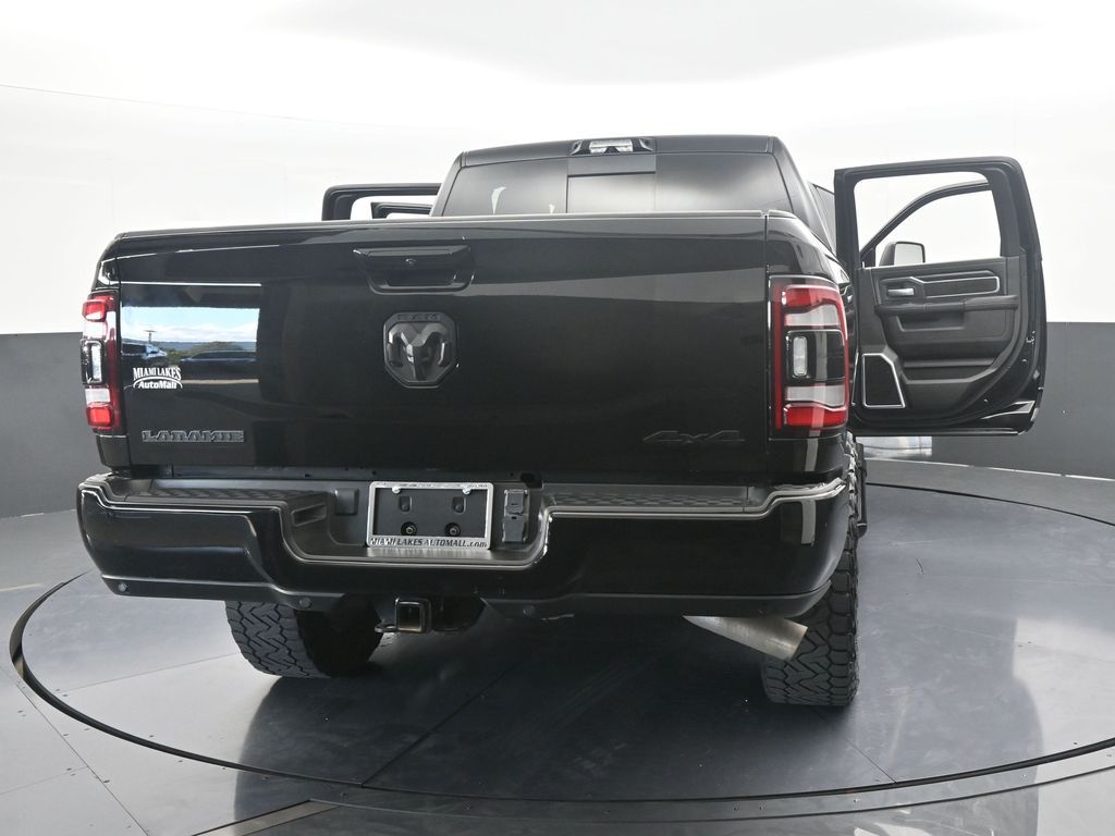Used 2024 Diamond Black Crystal Pearlcoat Ram Laramie image 89
