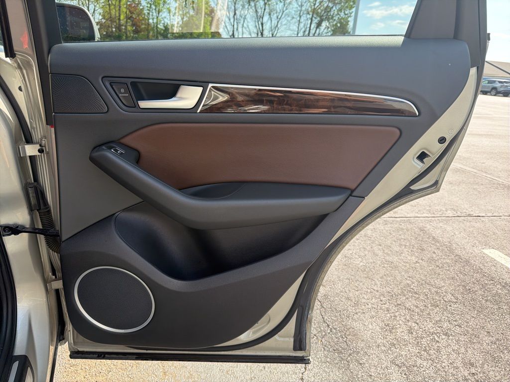 Thumbnail: 2015 Audi Q5 - 24