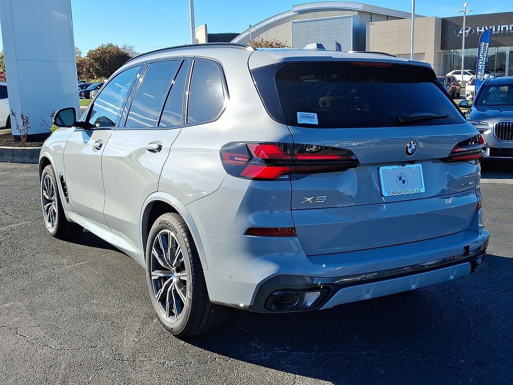 Thumbnail: 2026 BMW X5 - 3