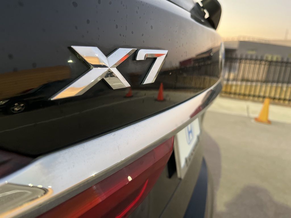 Thumbnail: 2022 BMW X7 - 8