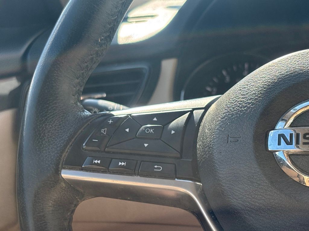 Used 2018 Nissan Rogue SUV