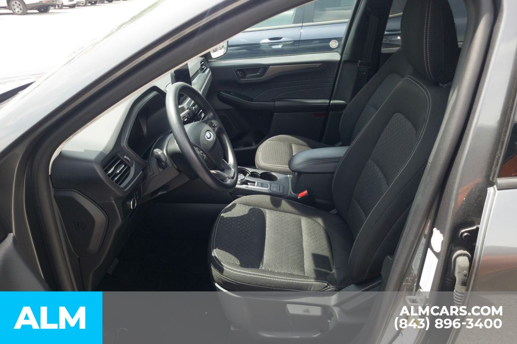 Used 2025 Gray Ford Active image 6