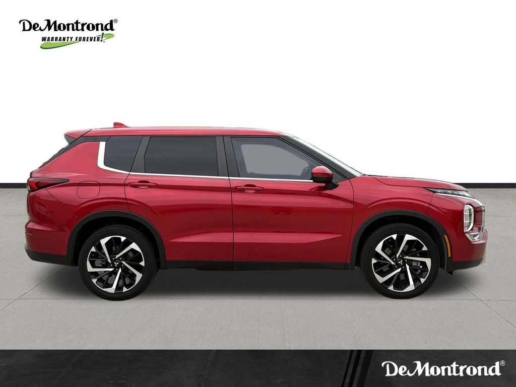 2022 Mitsubishi Outlander SE  at North Houston Mitsubishi
