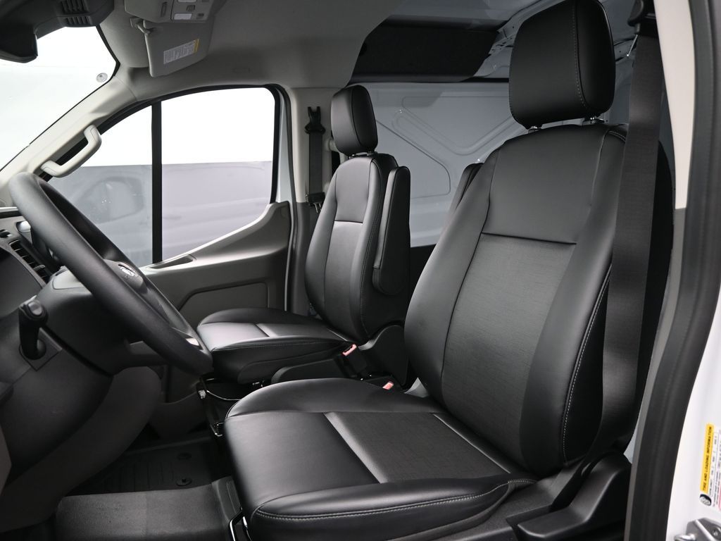 2025 Ford Transit 350