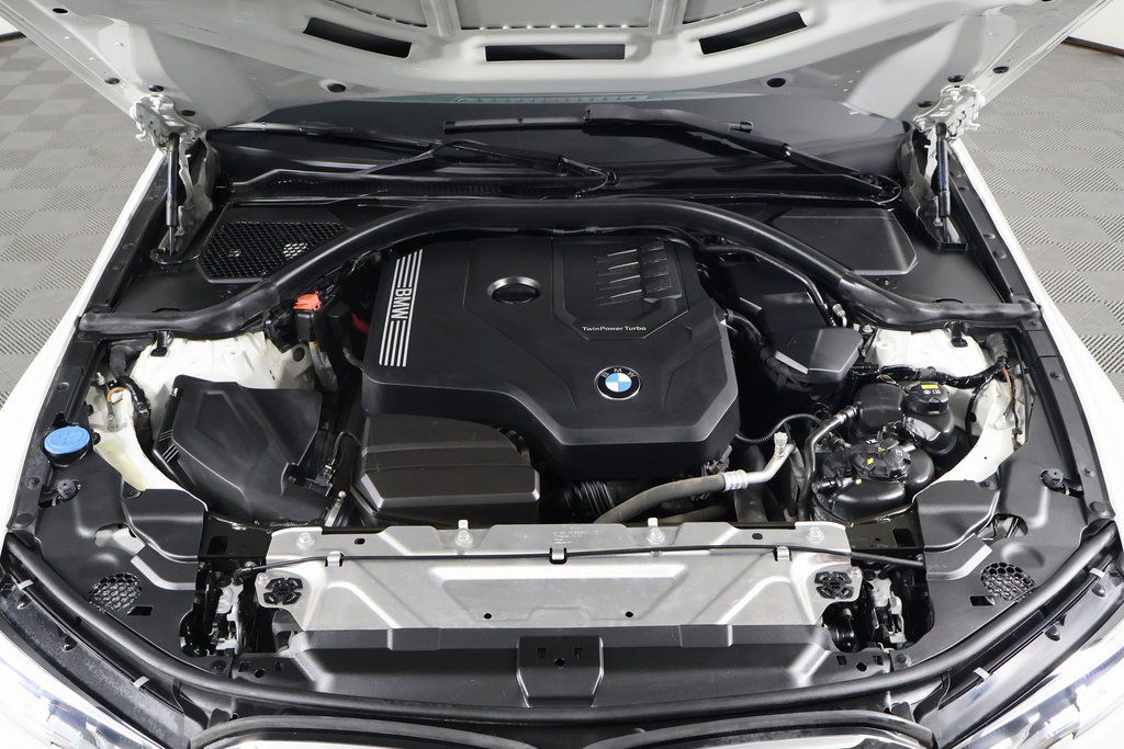 Thumbnail: 2019 BMW 3 Series - 15