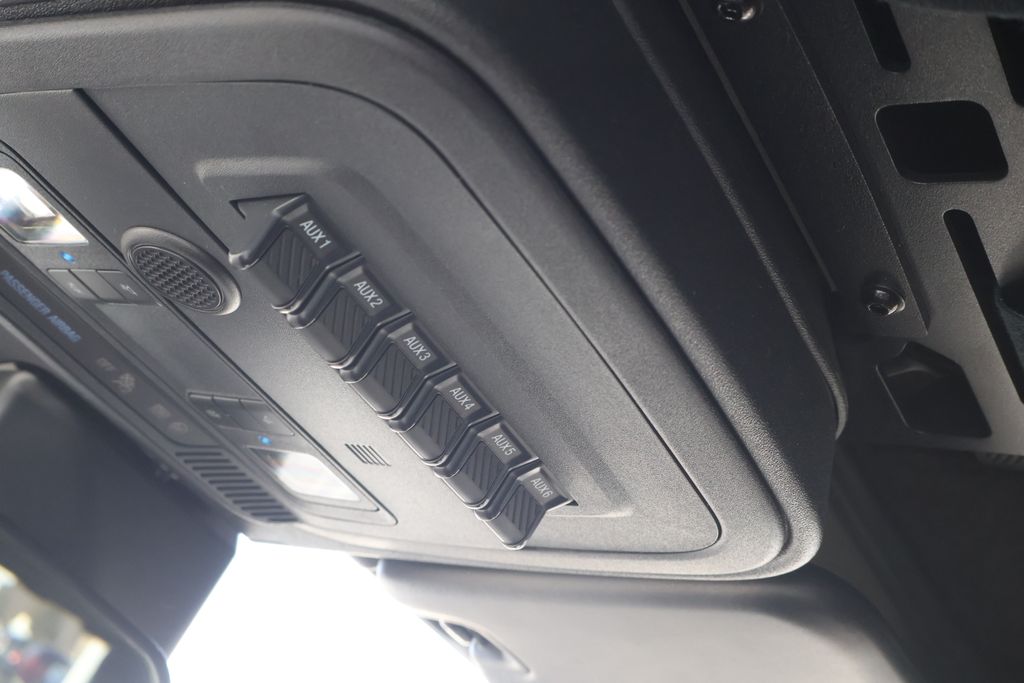 Thumbnail: 2022 Ford Bronco - 23