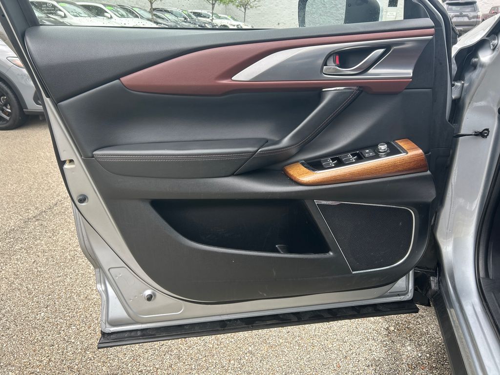 2017 Mazda CX-9 Signature - 10