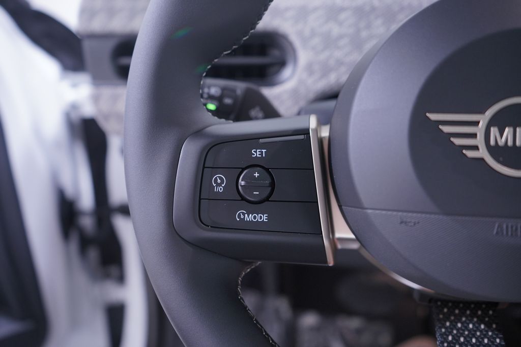 Thumbnail: 2026 MINI Cooper - 16