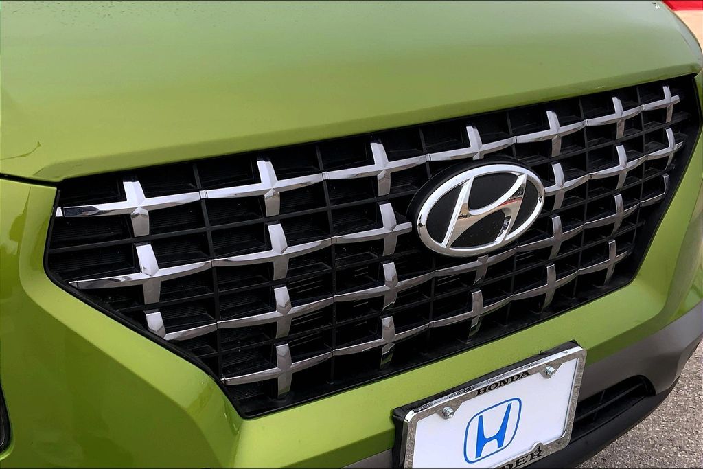 2021 Hyundai Venue SEL 30