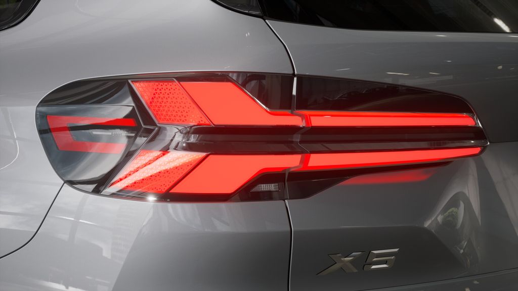 Thumbnail: 2026 BMW X5 - 32