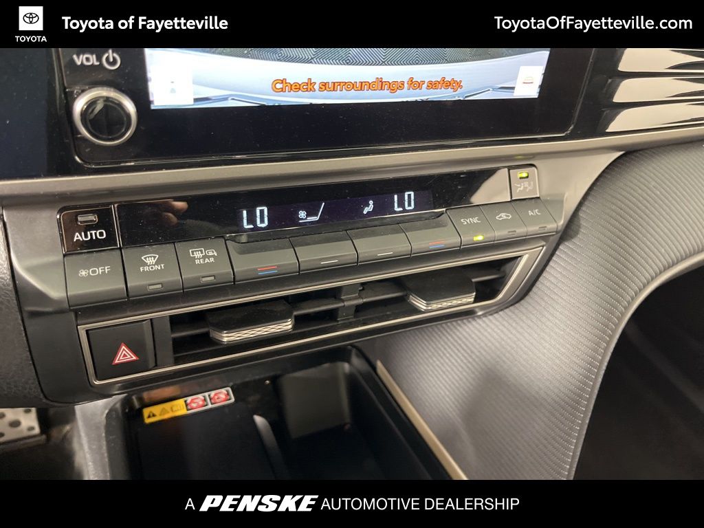 Thumbnail: 2025 Toyota Camry - 30