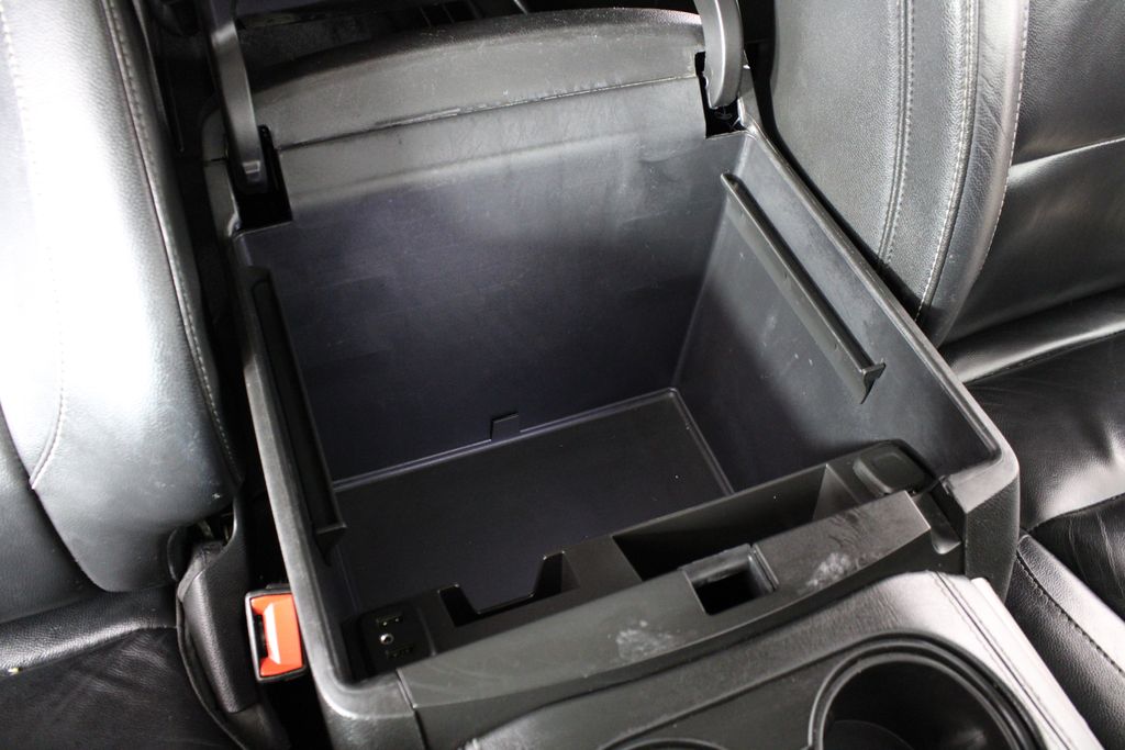 Used 2018 Chevrolet Suburban for sale in 