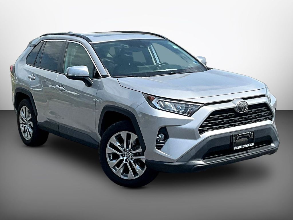 Silver Sky Metallic 2020 Toyota RAV4 XLE Premium AWD SUV / Crossover All-Wheel Drive 8-Speed Automatic