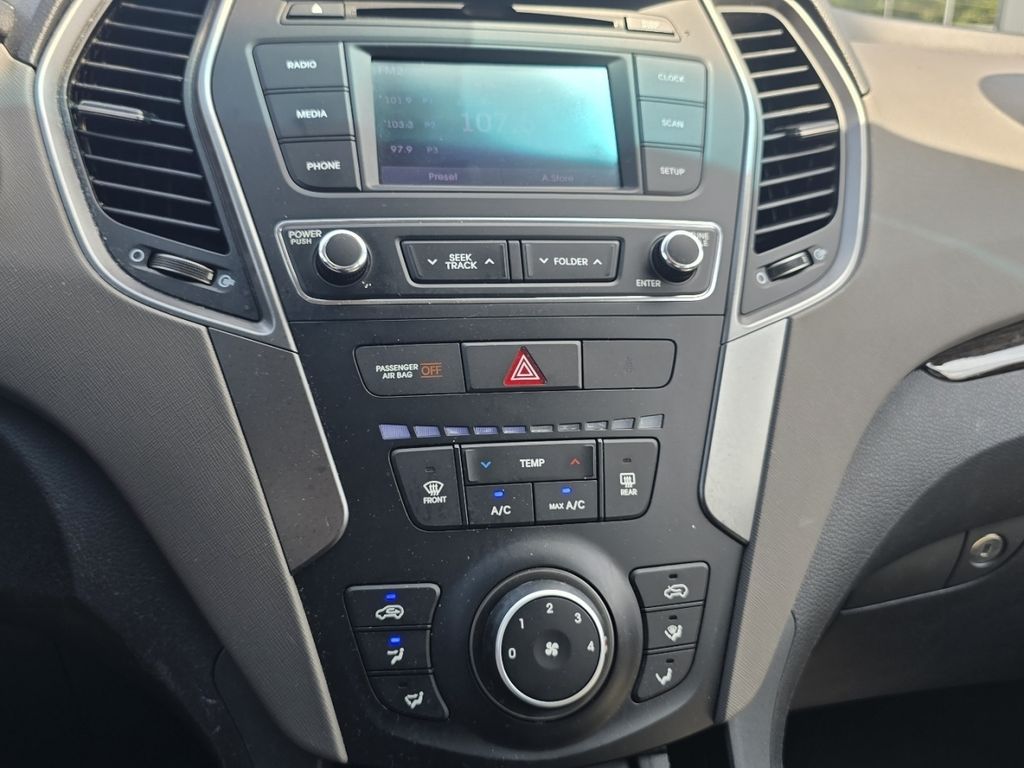 Used 2018 Gray Hyundai  image 26