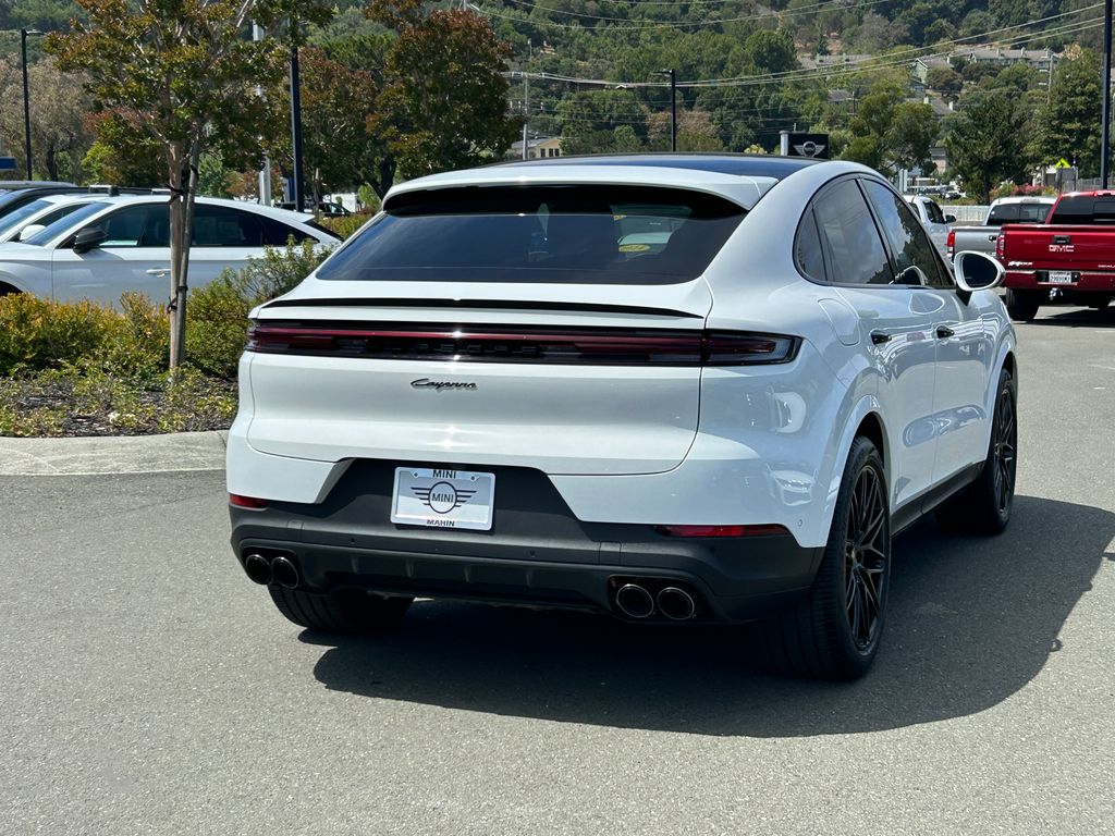 Thumbnail: 2024 Porsche  - 5