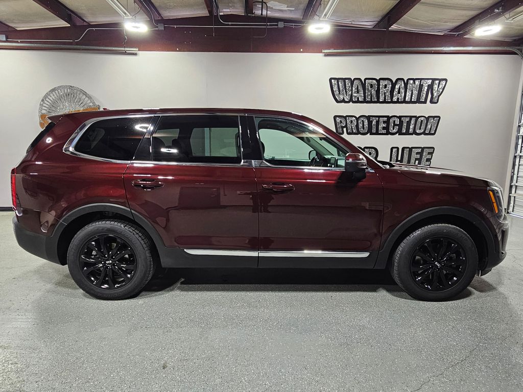 Used 2021 Purple Kia LX image 8