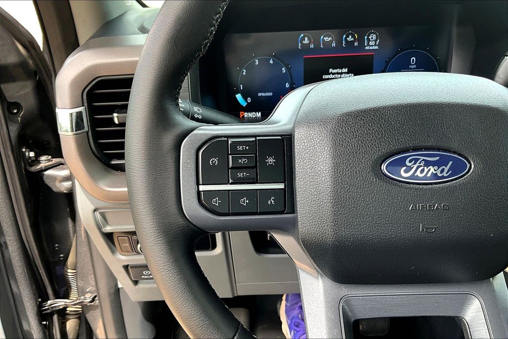2025 Ford F-150 XLT - 11