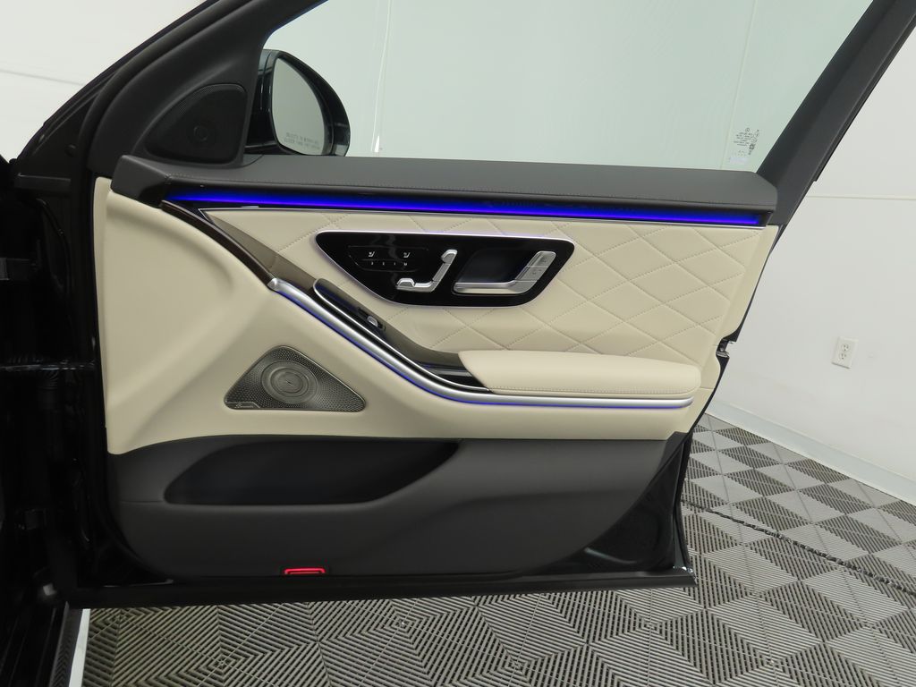 Thumbnail: 2026 Mercedes-Benz S-Class - 27