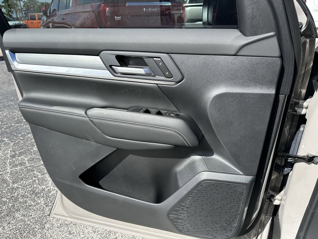 new 2026 GMC Terrain car, priced at $30,281