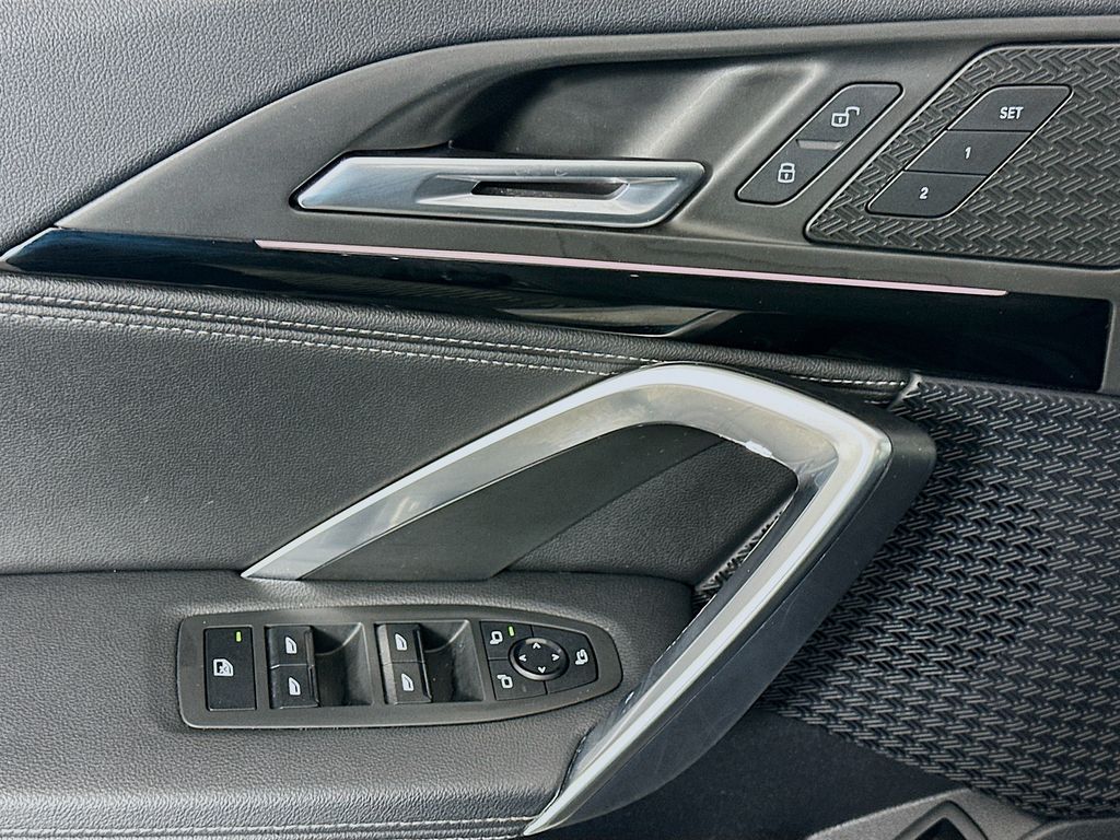 Thumbnail: 2023 BMW X1 - 18