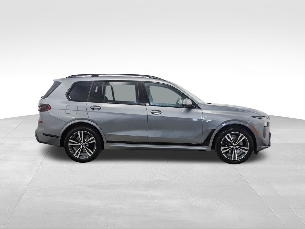 2025 BMW X7 xDrive40i 6