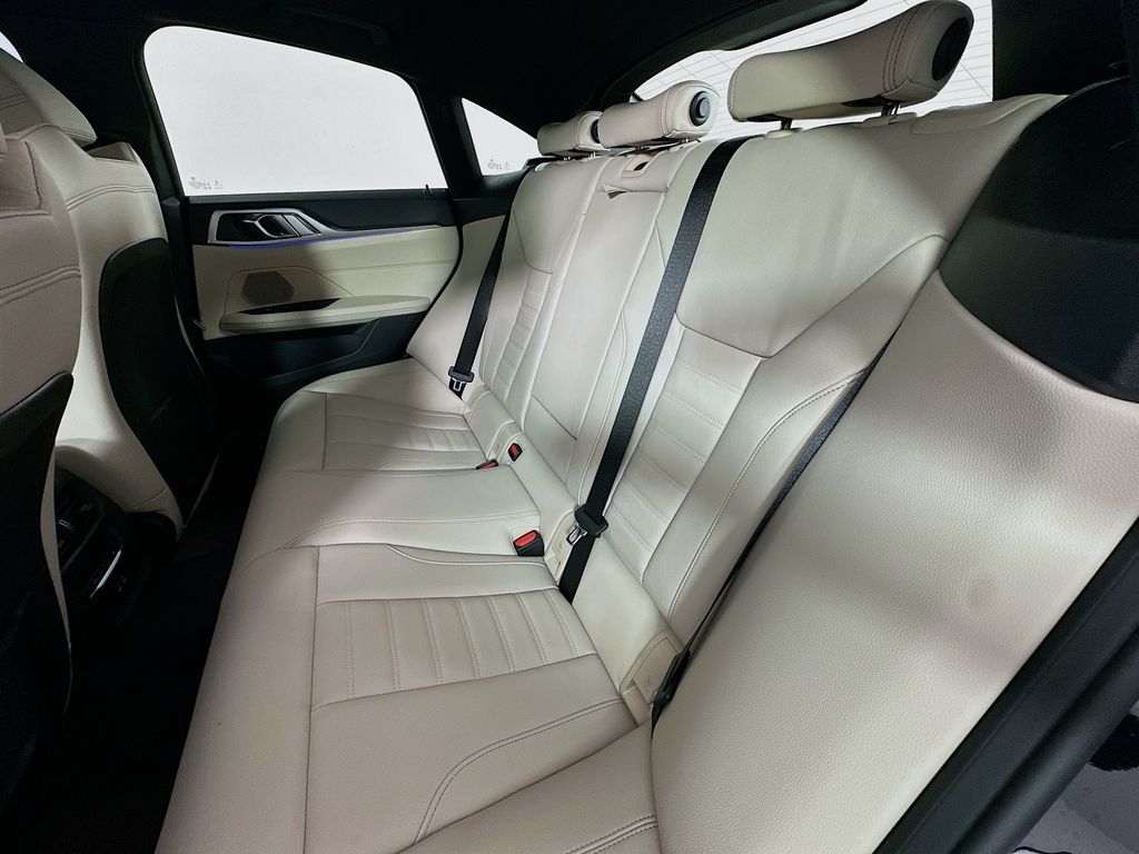 Thumbnail: 2023 BMW 4 Series - 24