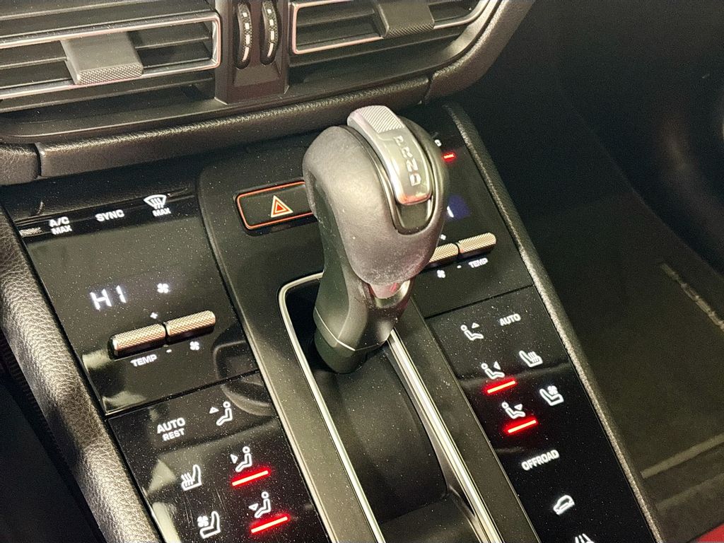 2023 Porsche Macan S