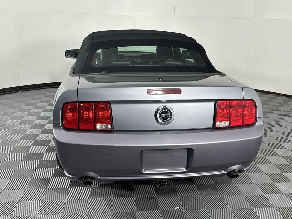 2007 Ford Mustang GT Deluxe 6