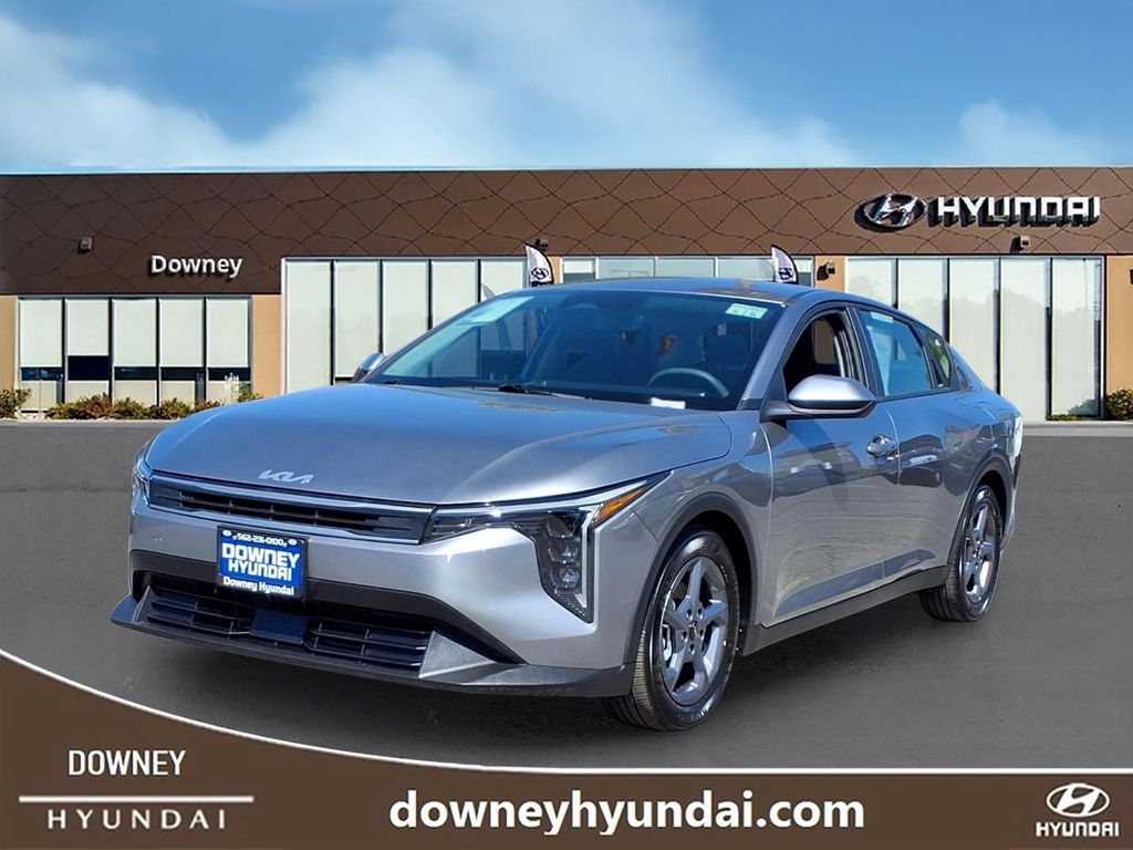 Steel Gray 2025 Kia K4 LXS FWD Sedan Front-Wheel Drive Continuously Variable Transmission