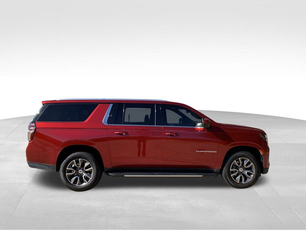 2021 Chevrolet Suburban LT 7