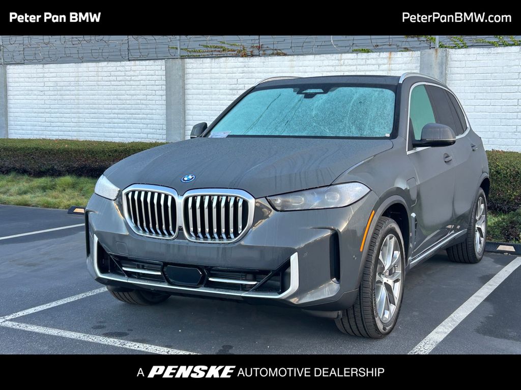 Thumbnail: 2026 BMW X5 - 1