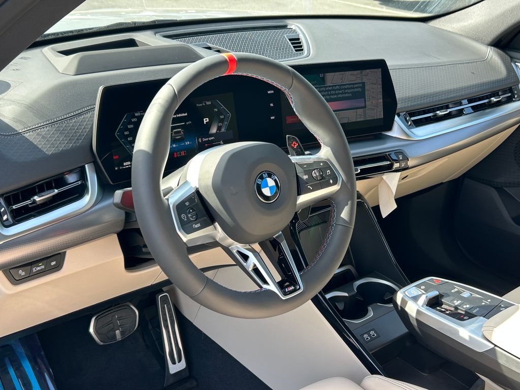 2025 BMW X2 M35i 13