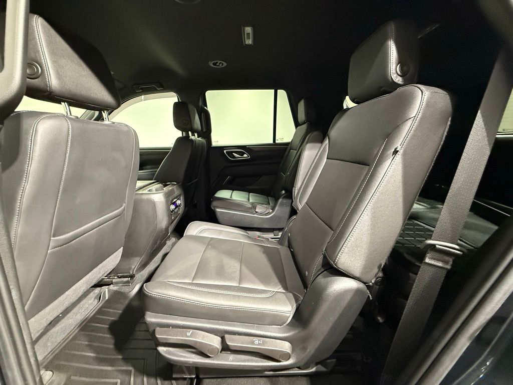 Thumbnail: 2022 Chevrolet Tahoe - 18